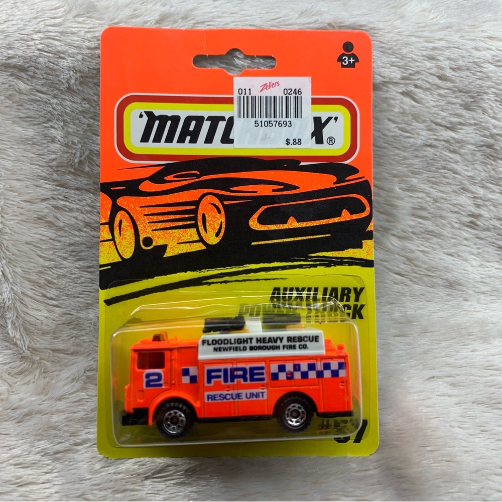 Matchbox Auxiliary Power Truck Floodlight Heavy Rescue 1994 Vintage Collectible